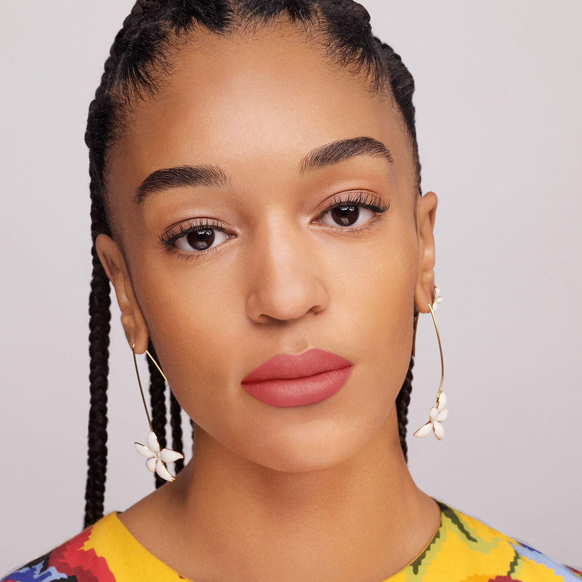 FABULOUS KISS LIPSTICK BLUR MATTE (LABIAL EFECTO MATE)